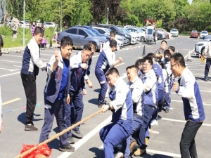東方特鋼第十八屆職工拔河比賽圓滿落幕